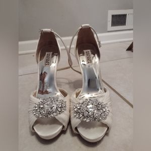 Badgley Mischka embellish platform sandals
